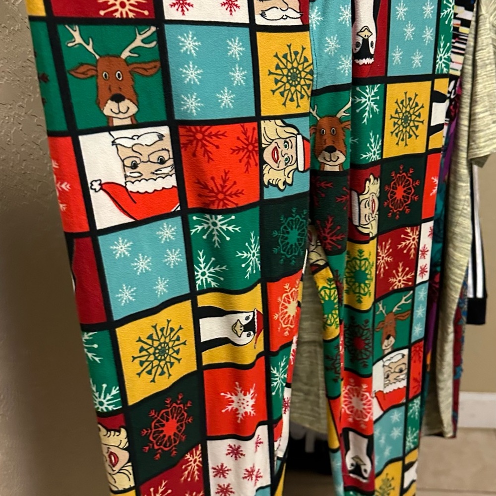 LulaRoe TC Christmas Leggings